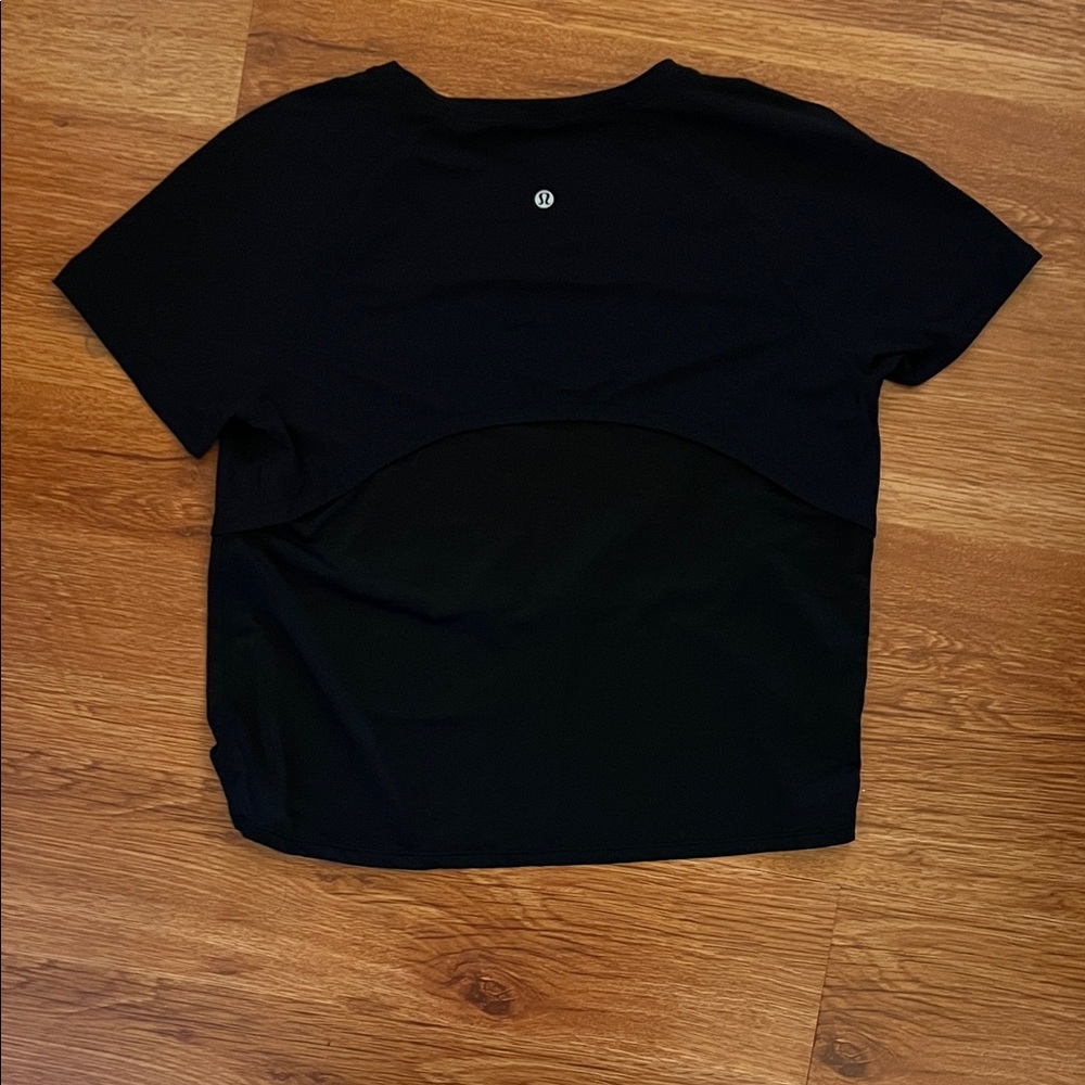 lululemon athletica Black Short Sleeve Tee